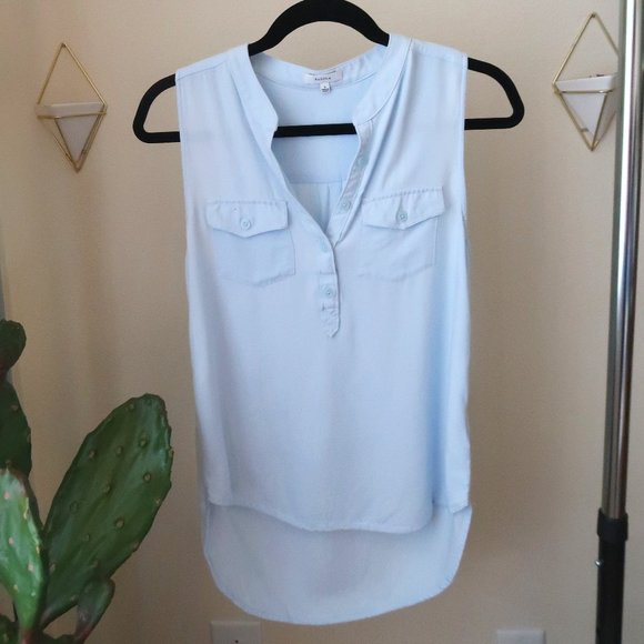 Aritzia Tops - Aritzia Talula Sleeveless Button Top Blue Small
